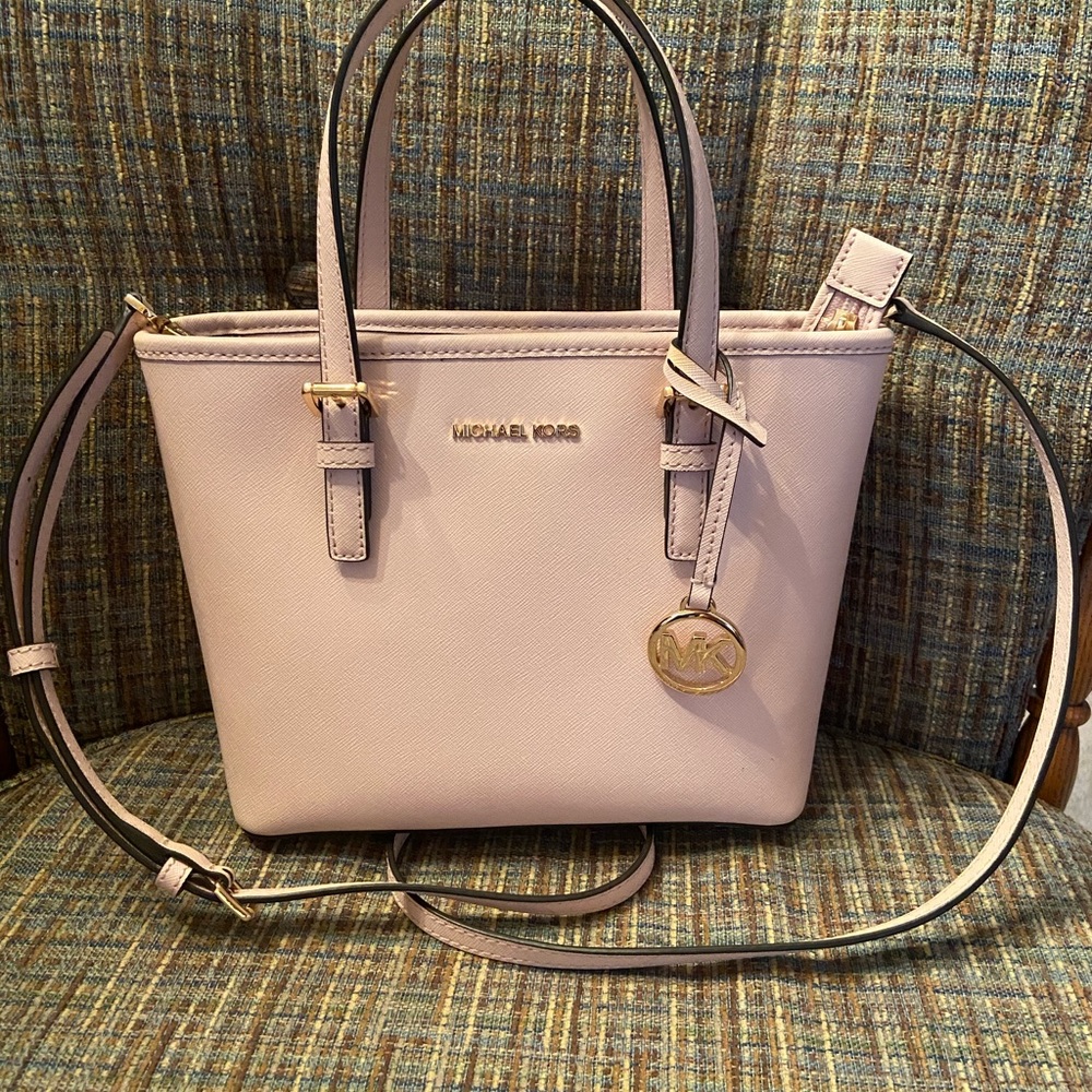 Small light pink Michael Kors purse